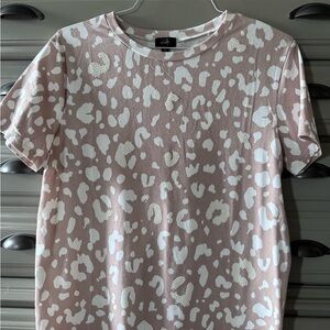 Soft Pink Leopard Print Tee